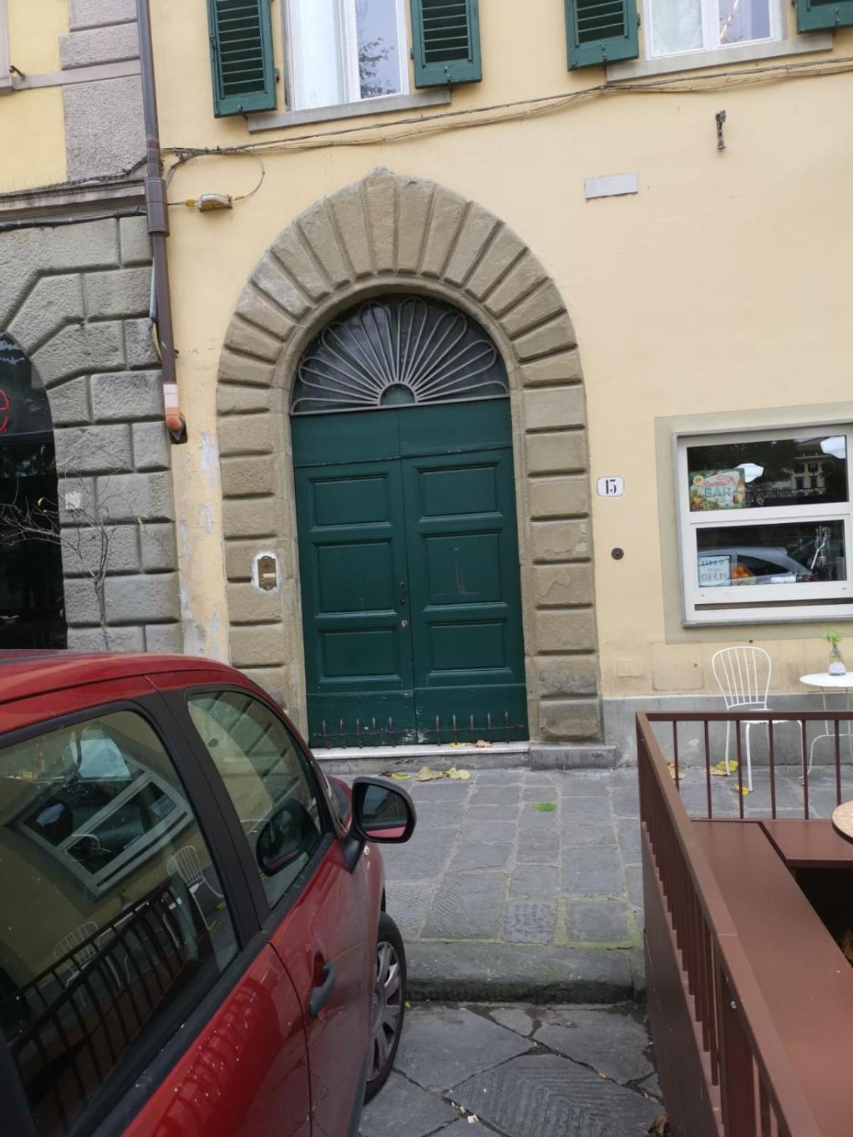 Unyca - Cozy Hideaway In Florenz Exterior foto